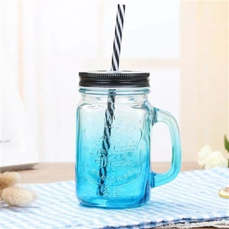 शीतल पेय की बोतलें